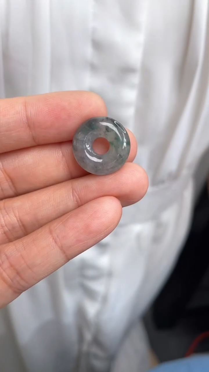 【闪购商品】翡翠颈饰未镶嵌甜甜圈