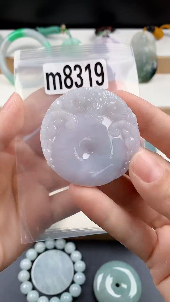 颈饰未镶嵌翡翠天然翡翠吊坠挂件