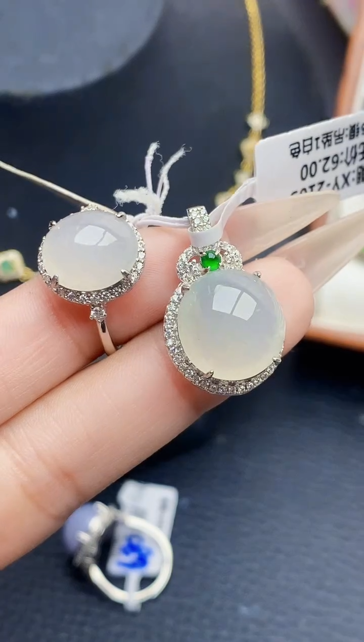 银S925镶嵌戒指翡翠3333