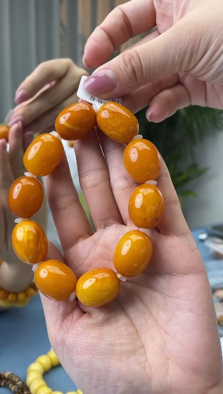 【闪购商品】蜜蜡珠宝奇石未镶嵌假一罚十，微瑕发一件040.17