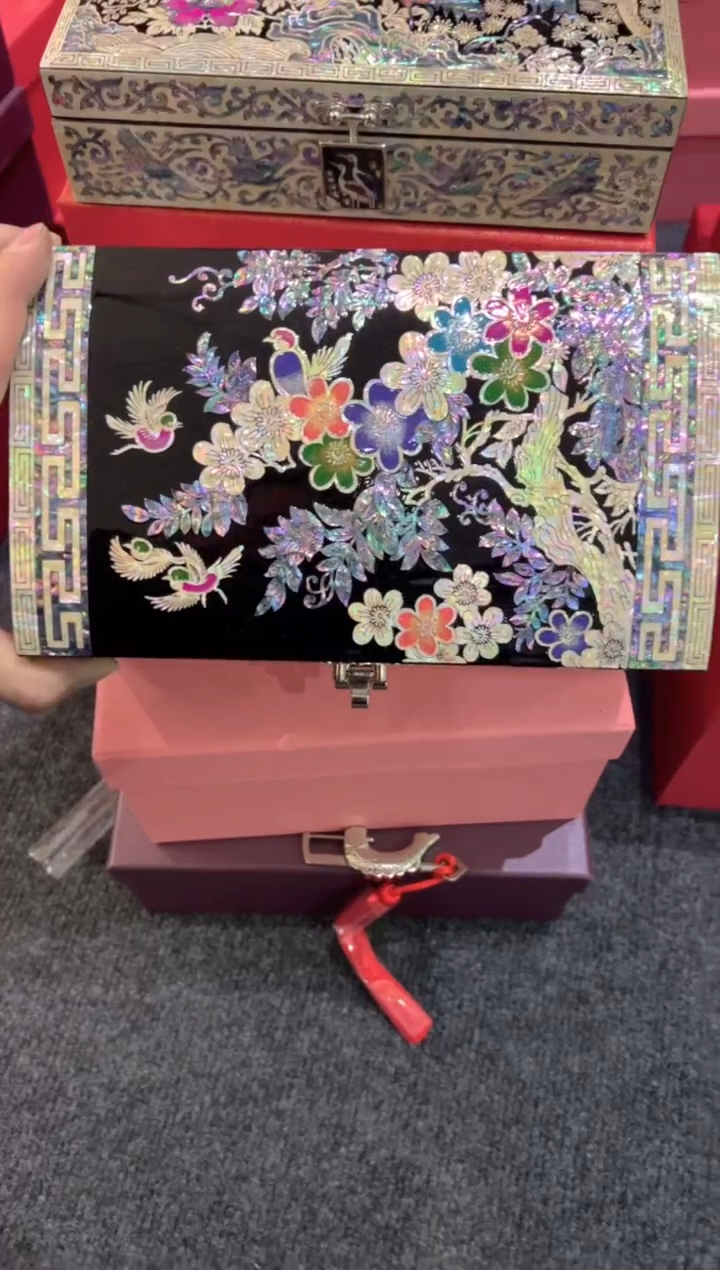 【闪购商品】微瑕不退换鱼锁满贝弘贝雅螺钿漆器文化馆