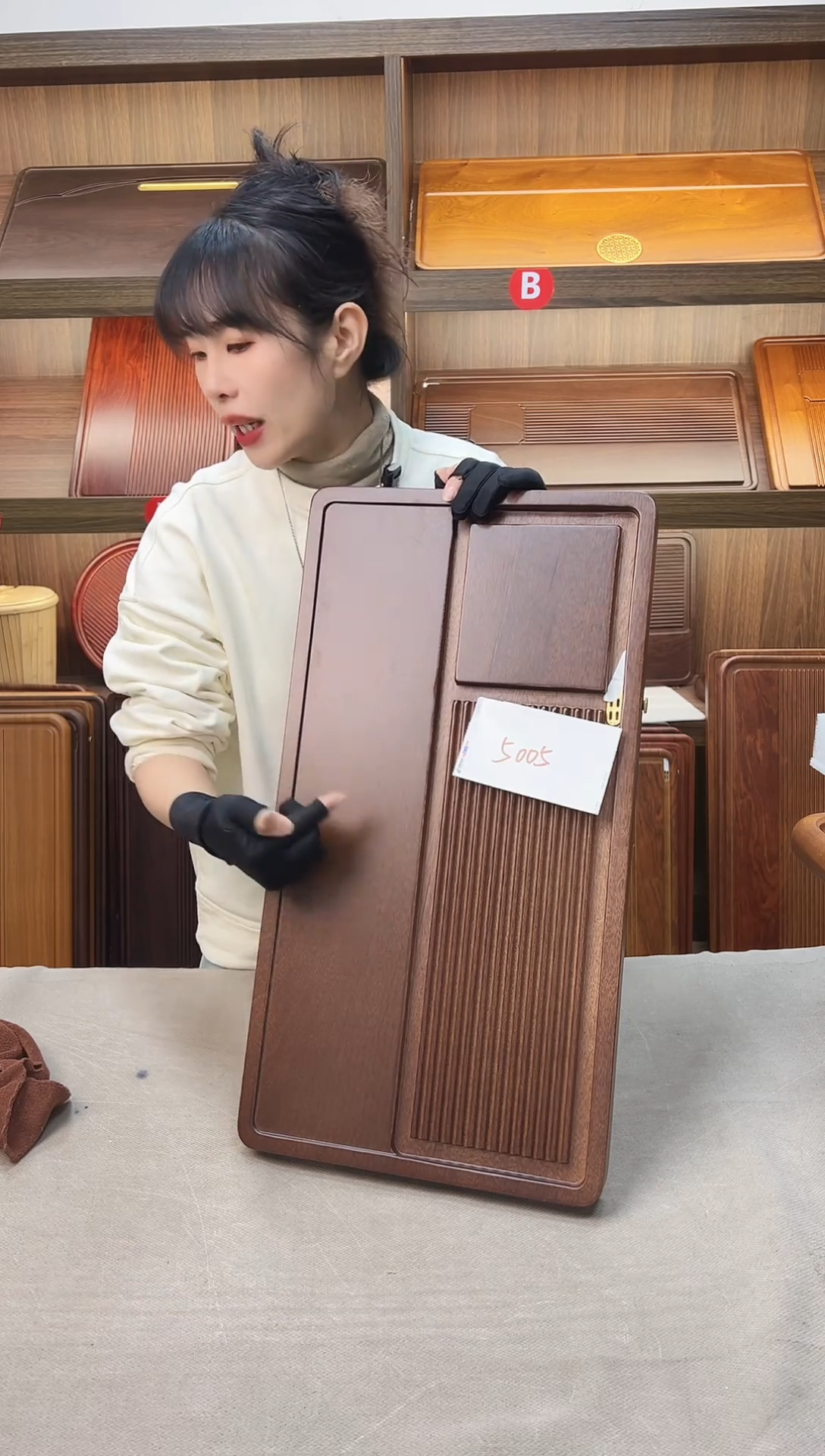 5005# 微瑕【胡桃色品意】进口花梨木茶盘-尺寸60*32*4cm