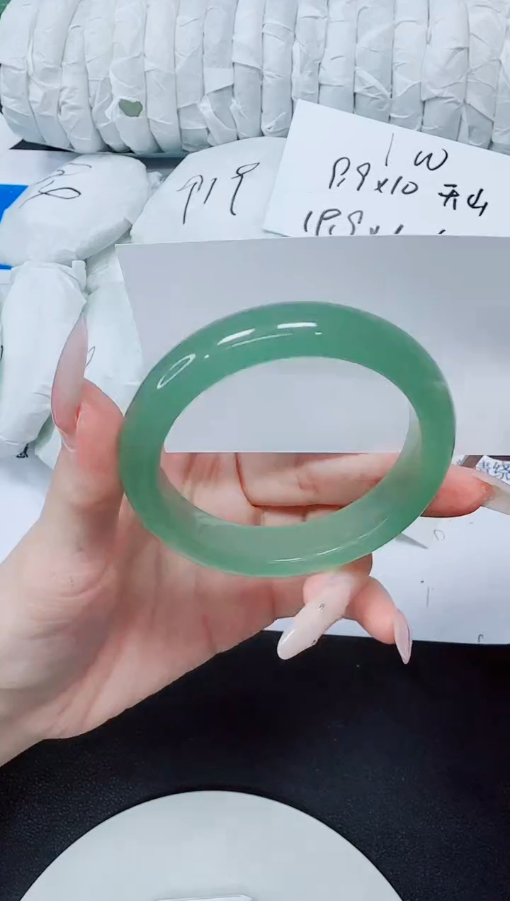 未镶嵌手镯石英质玉55/50