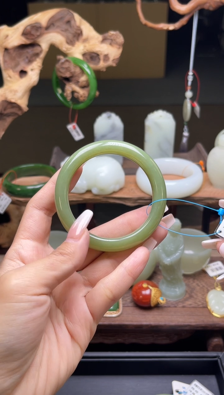 【闪购商品】和田玉手镯未镶嵌若羌青黄口54+圈9006510