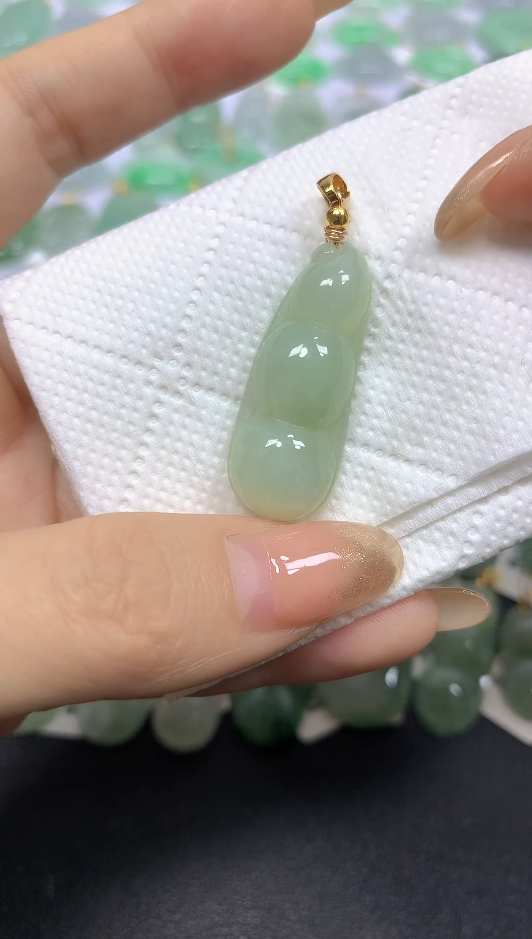 颈饰未镶嵌翡翠A货