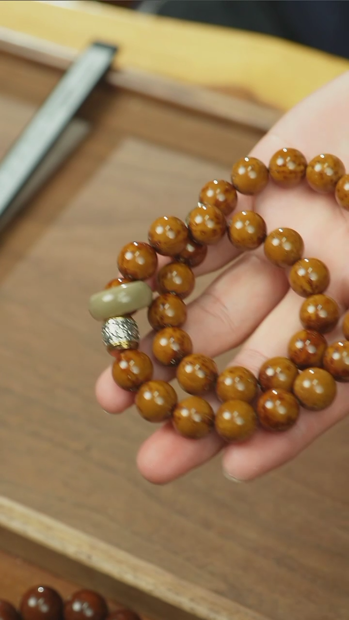 【闪购商品】紫金鼠手串咖皮正圆光珠13mm+手持