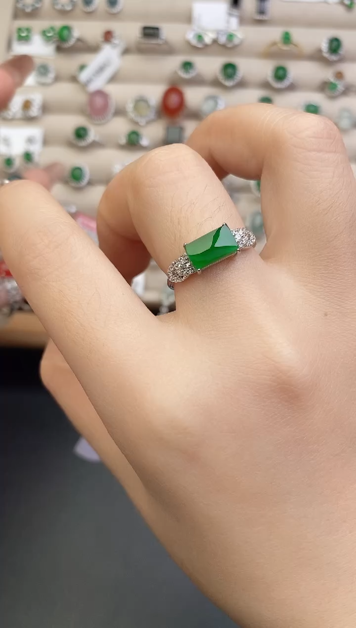 银S925镶嵌戒指翡翠0