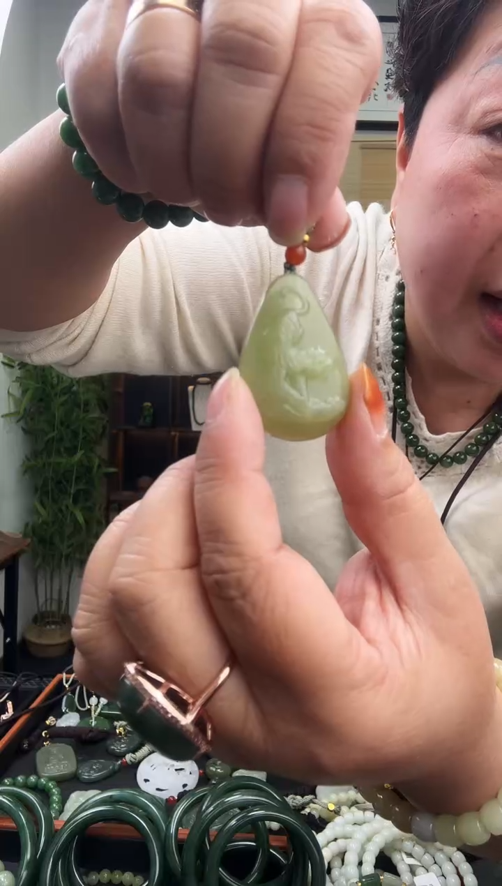 颈饰未镶嵌和田玉多样性发一  16