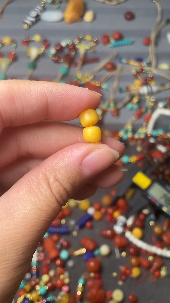 裸石蜜蜡未镶嵌7mm蜜蜡老型一对