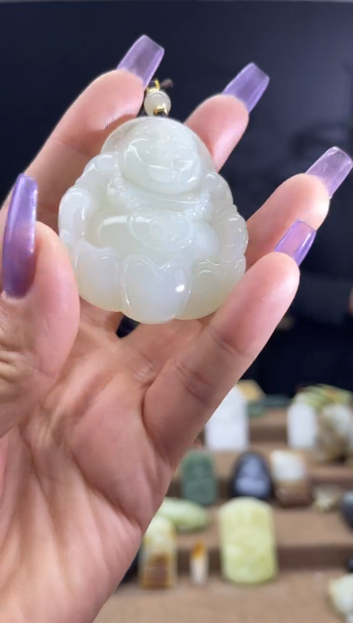 颈饰未镶嵌和田玉1