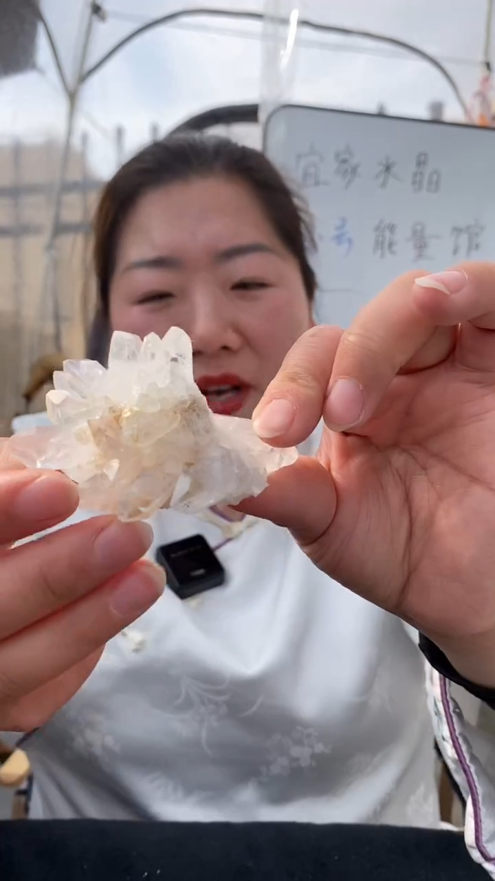 【闪购商品】水晶原石未镶嵌喜马拉雅原石D363