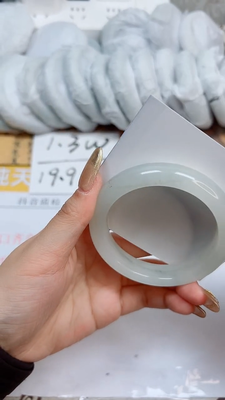 【闪购商品】石英质玉手镯合金K169-54.4