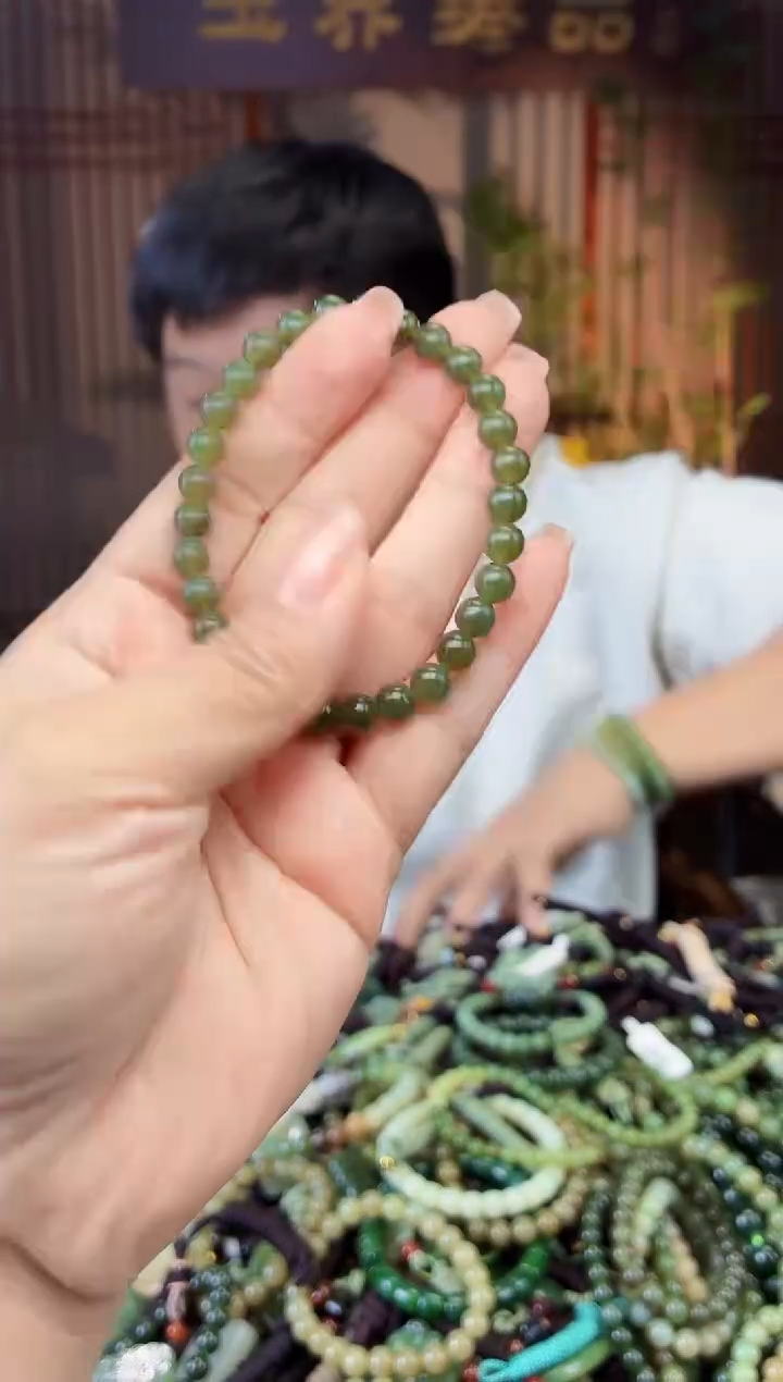 颈饰未镶嵌和田玉多样性发货拍一发一