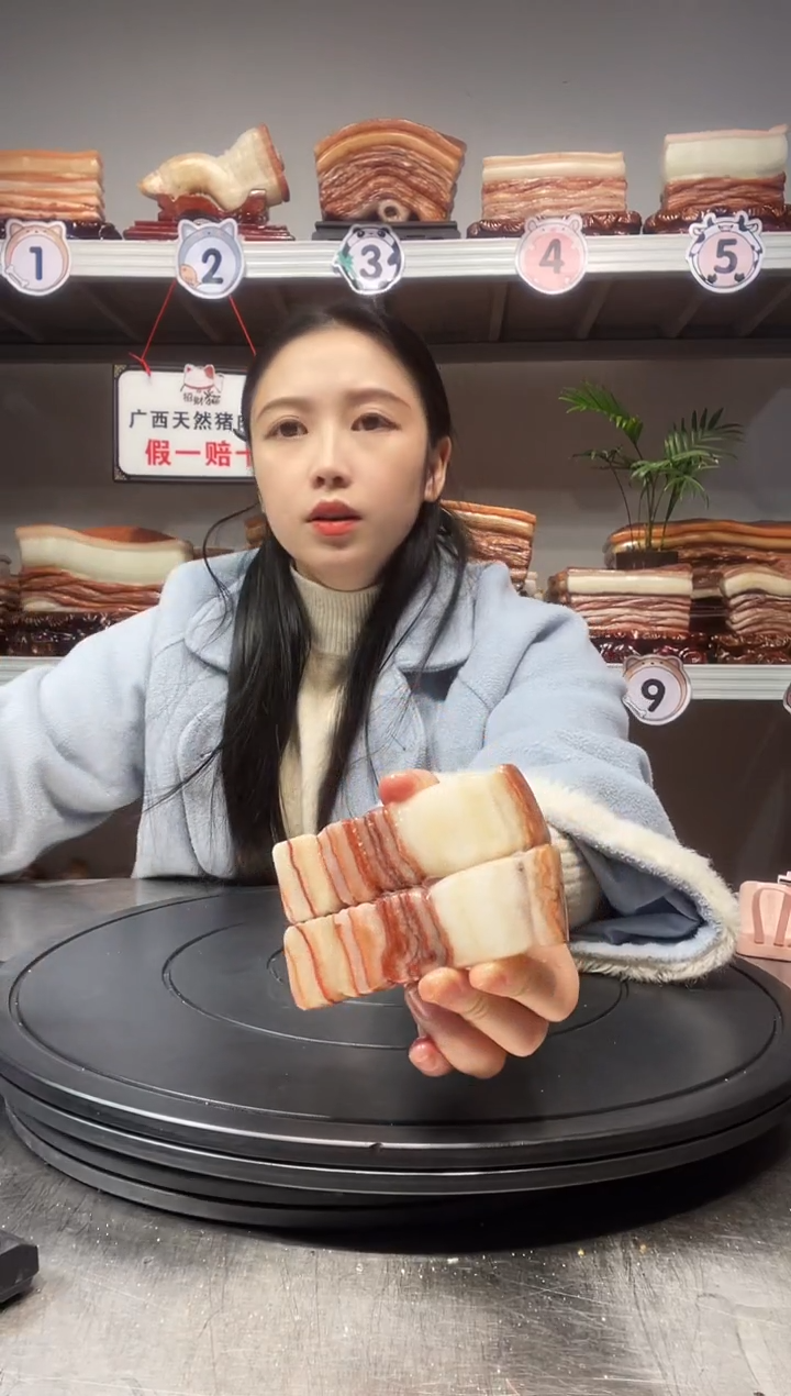 【闪购商品】天然石材柳州猪肉石