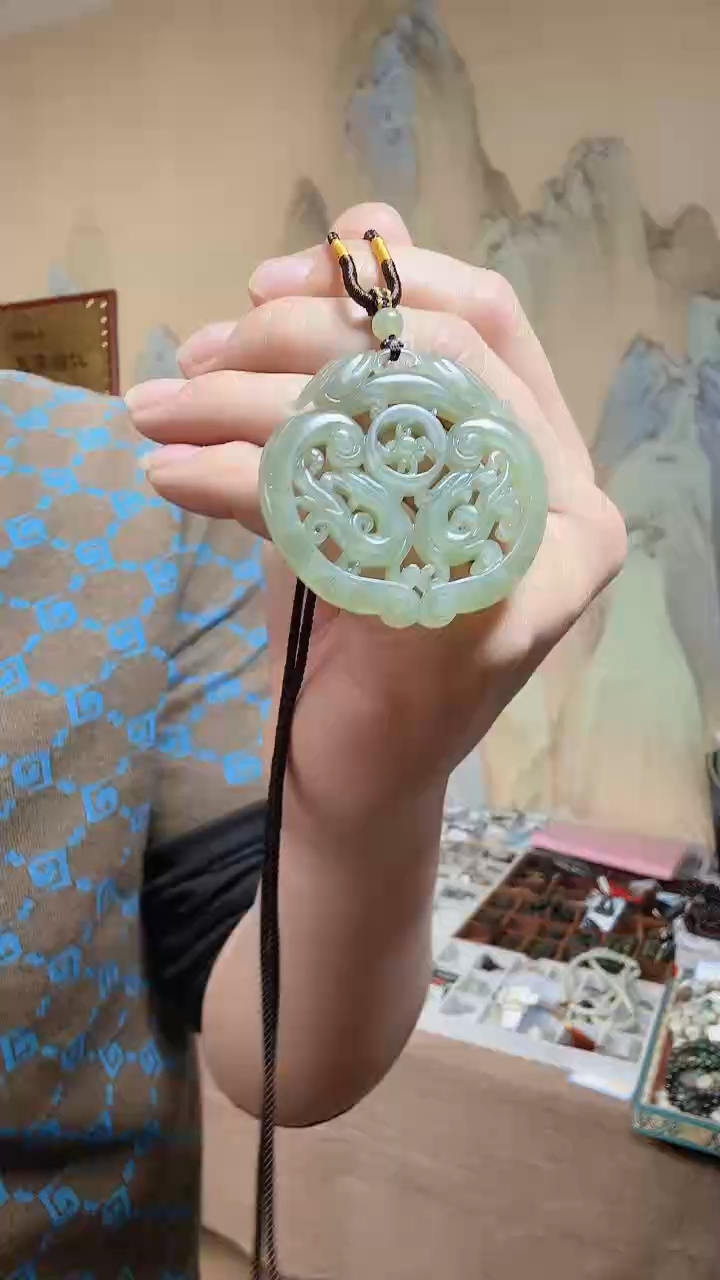 【闪购商品】和田玉颈饰未镶嵌.