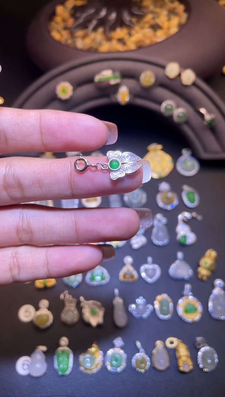 吊坠(不含链)银S925镶嵌翡翠1