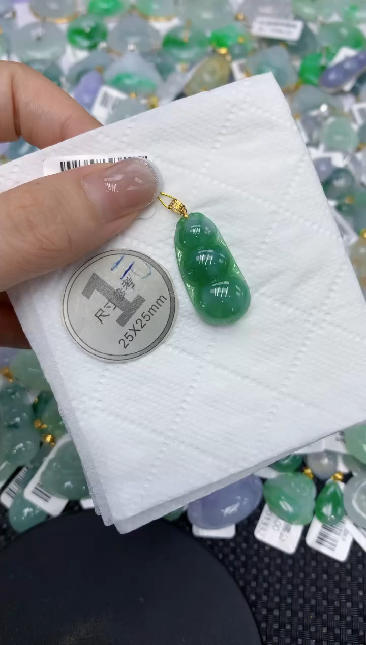 颈饰18K金镶嵌翡翠11111111