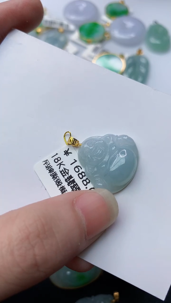 【闪购商品】翡翠颈饰18K金镶嵌97.........