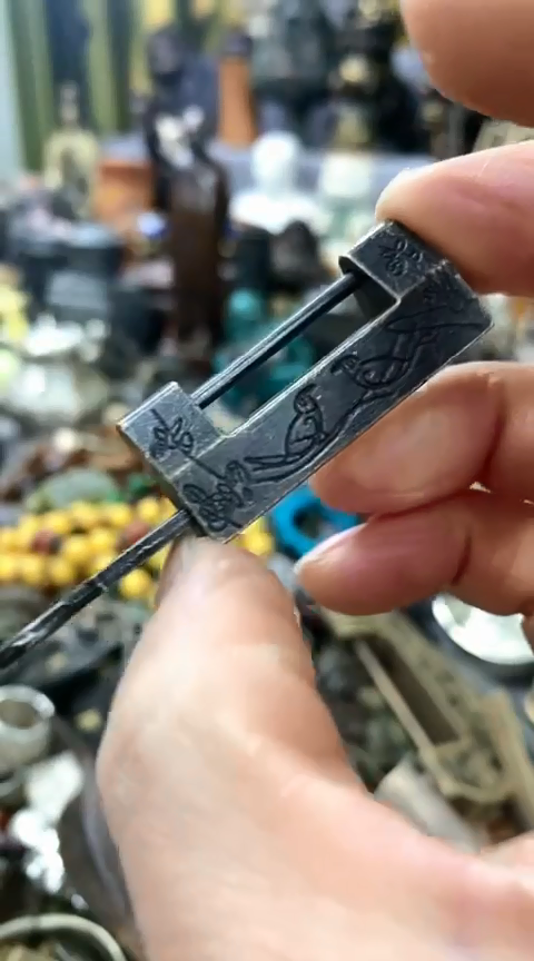 【闪购商品】一物一拍编号4号锁