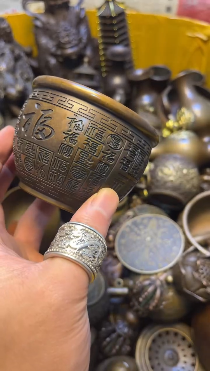 精美铜器，点击下单