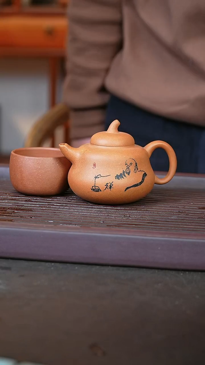 紫砂蟹黄段@@CH04366