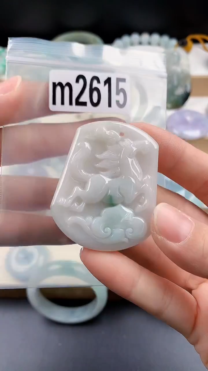 颈饰未镶嵌翡翠颈饰未镶嵌缅甸天然翡翠吊坠