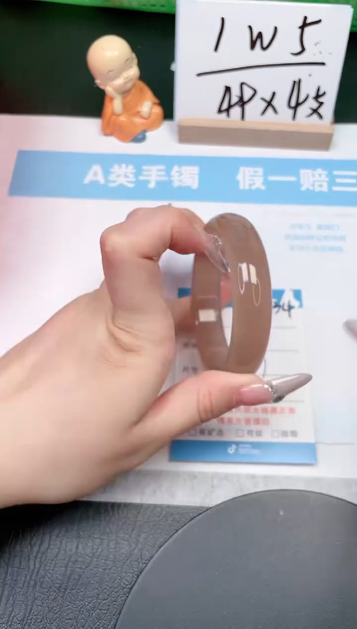【闪购商品】石英质玉手镯未镶嵌334-57