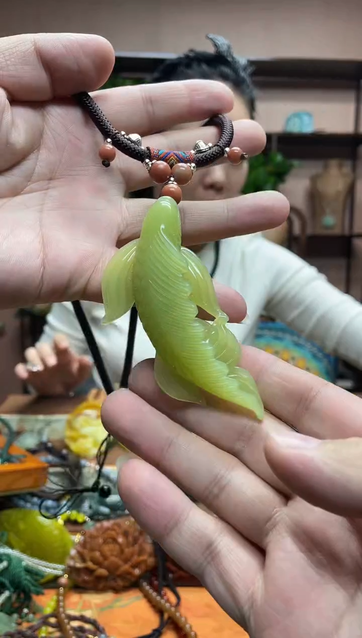 未镶嵌岫玉吊坠·