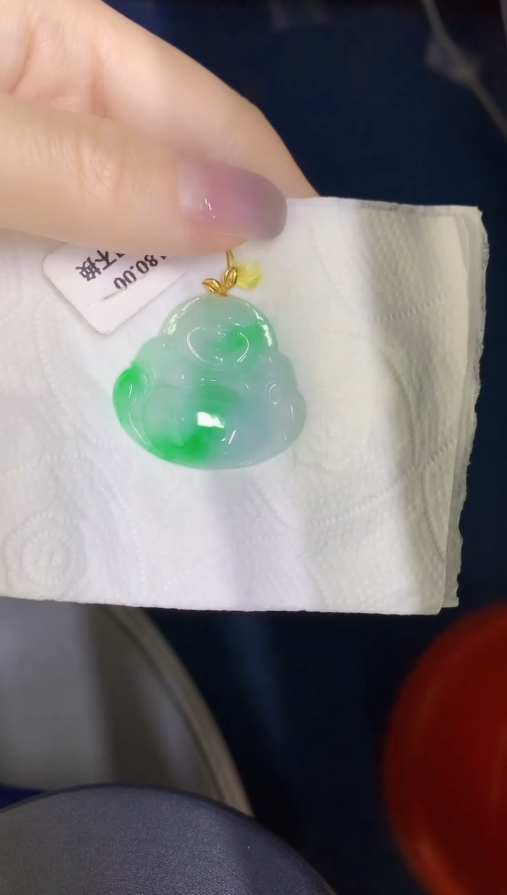 颈饰18K金镶嵌翡翠缅甸天然翡翠A货