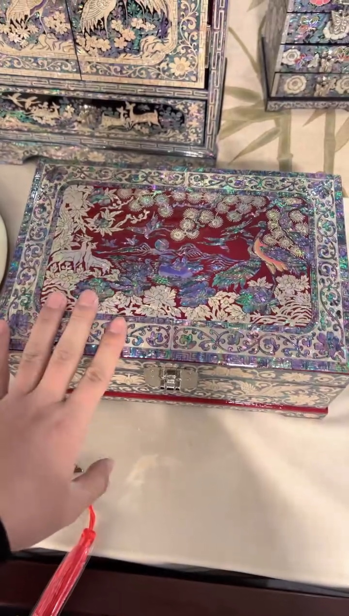 【闪购商品】鱼锁满贝底·弘贝雅螺钿漆器文化馆