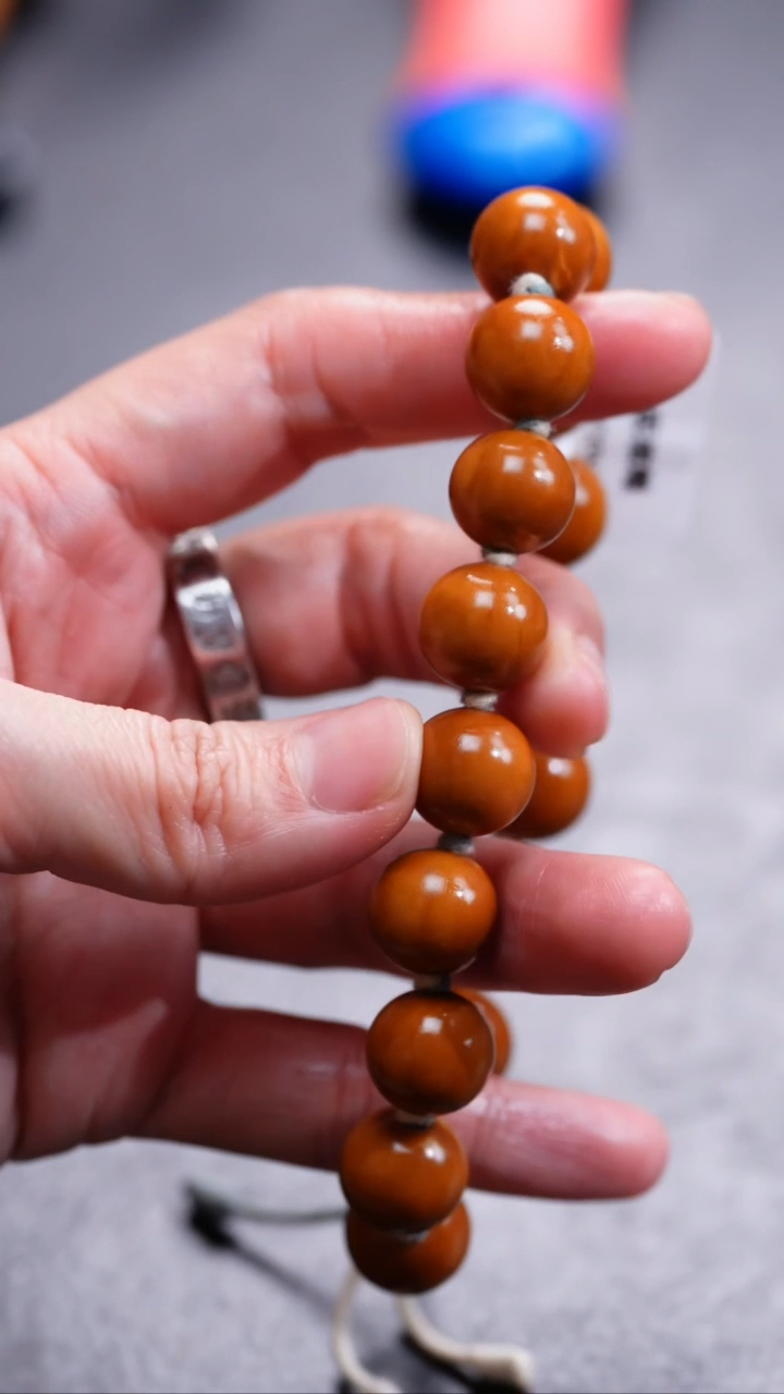 【闪购商品】橄榄核吊坠橄榄核