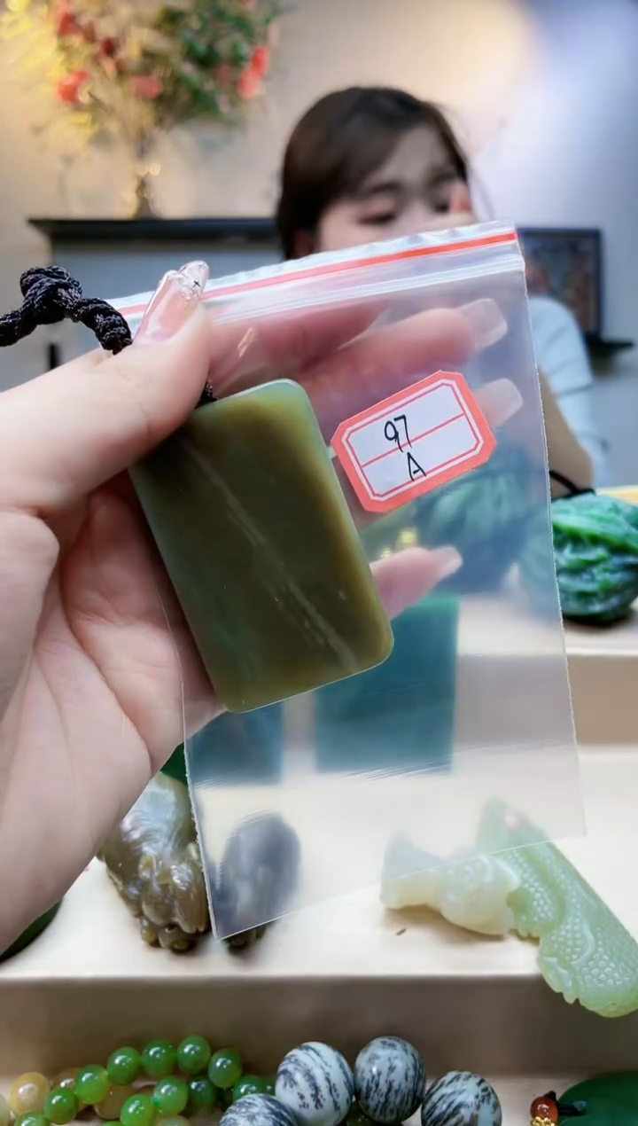 【闪购商品】和田玉挂件未镶嵌1