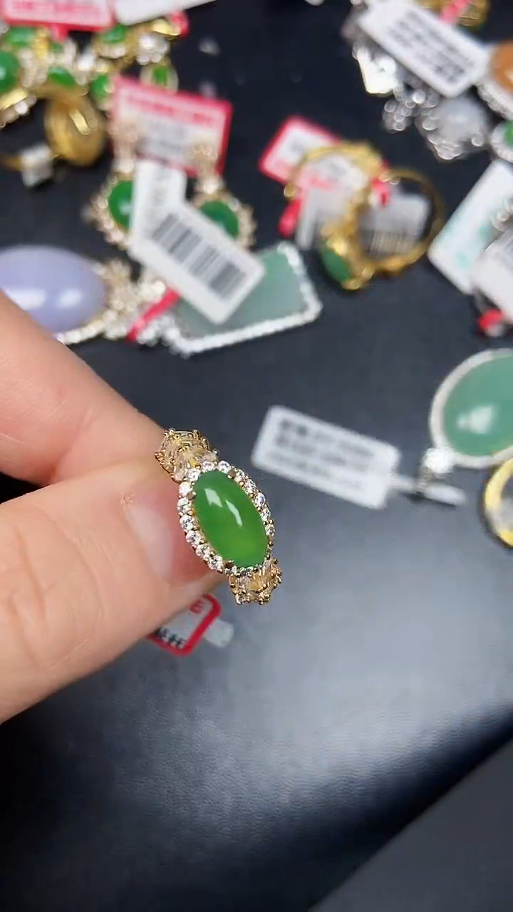 银S925镶嵌戒指翡翠1200