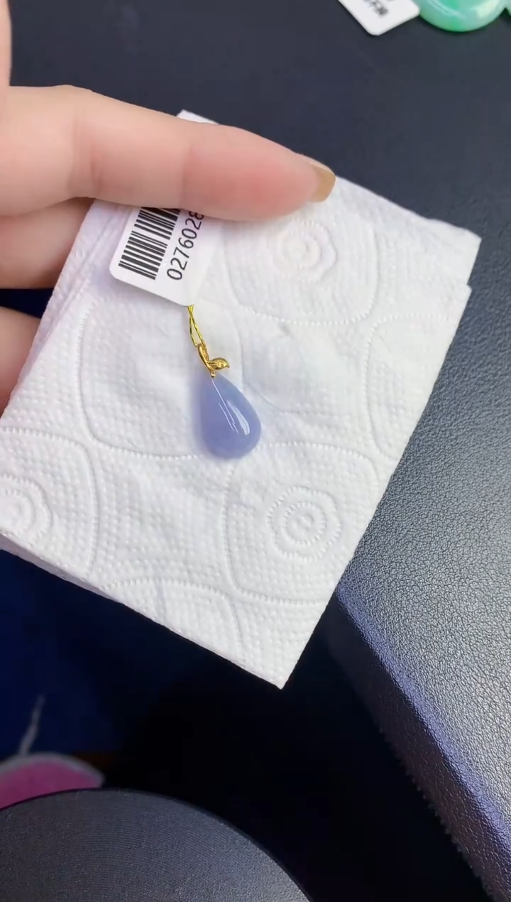 颈饰18K金镶嵌翡翠缅甸天然翡翠A货