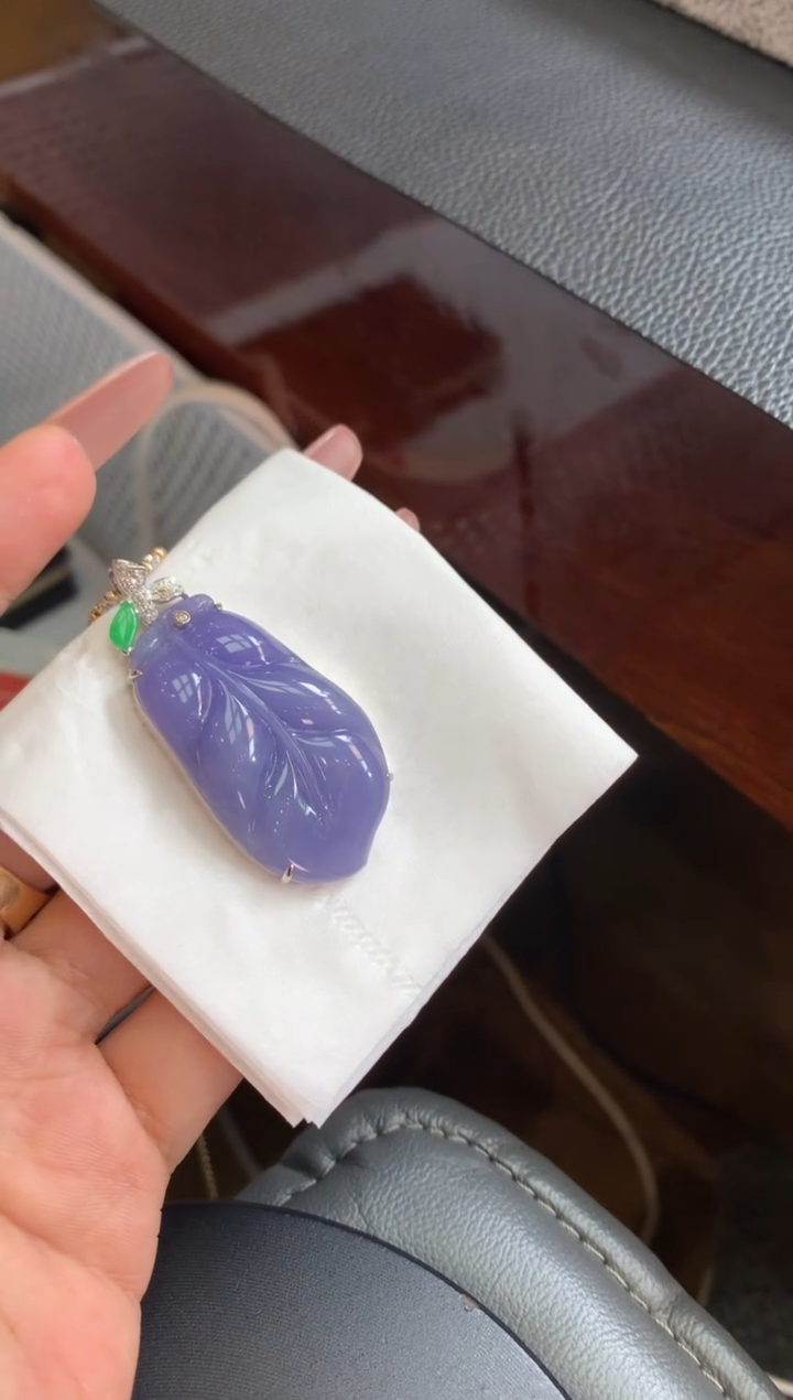 【闪购商品】翡翠颈饰18K金镶嵌翡翠