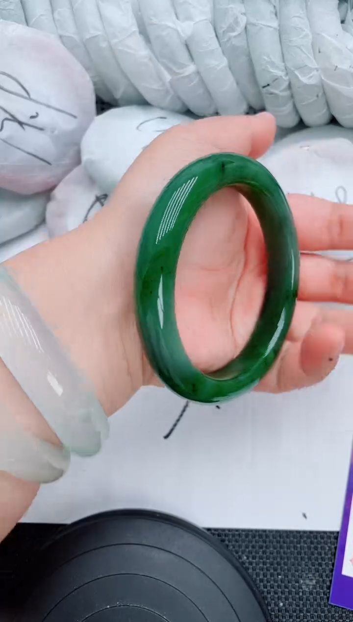 和田玉手镯未镶嵌E267-64-63