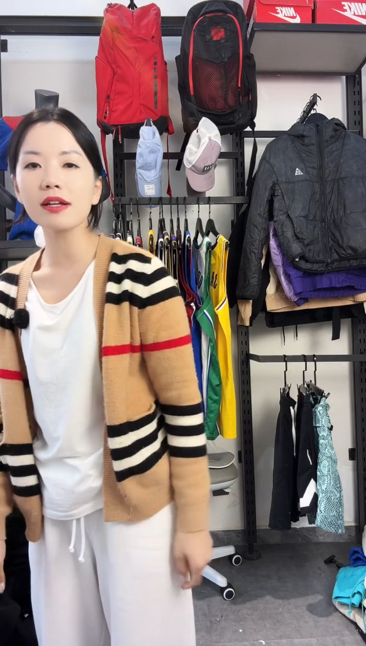 399编码 瑕疵款直播间过款为准 尺码    身高