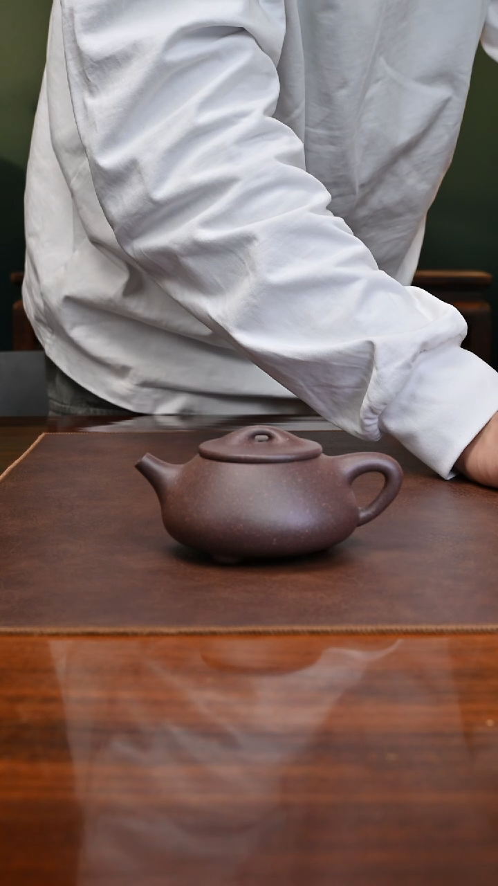 【闪购商品】紫砂茶壶蟹壳青景州满瓢170cc
