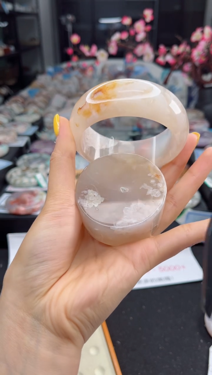 石英质玉未镶嵌手镯58圈口（赠送镯心）603600271