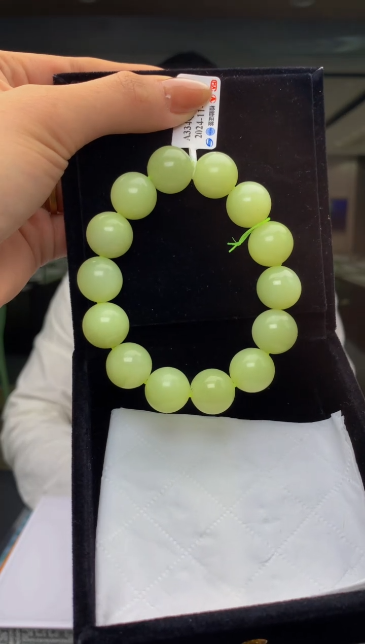 【闪购商品】定制和田玉Boss阳天然和田玉（拍一发一）