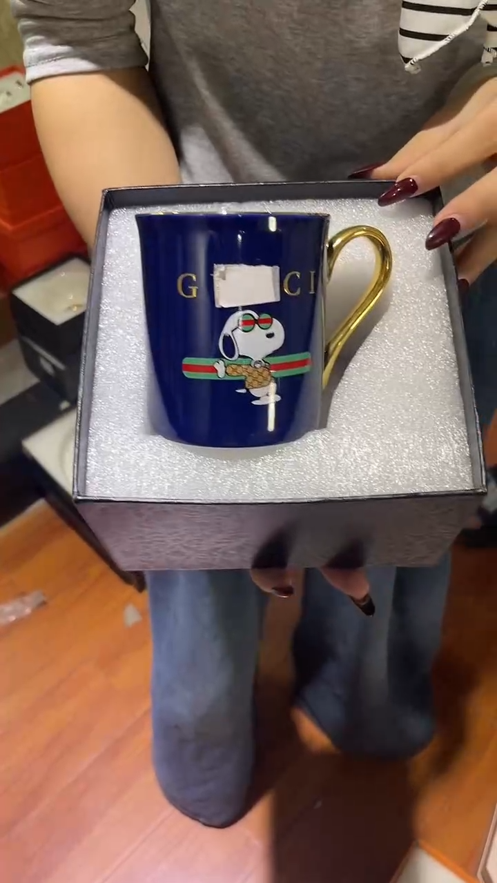 杯鸿辉家品牌瓷器，京东包邮！