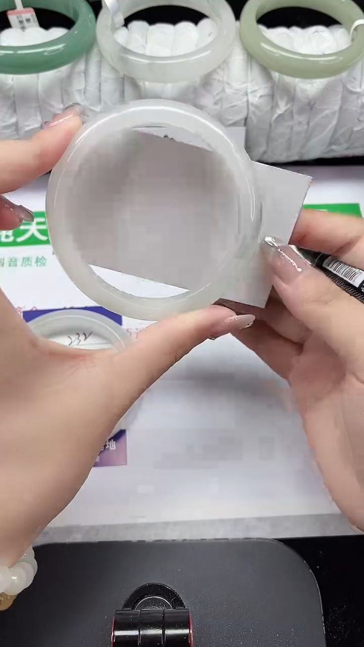 未镶嵌手镯石英质玉233-59/60