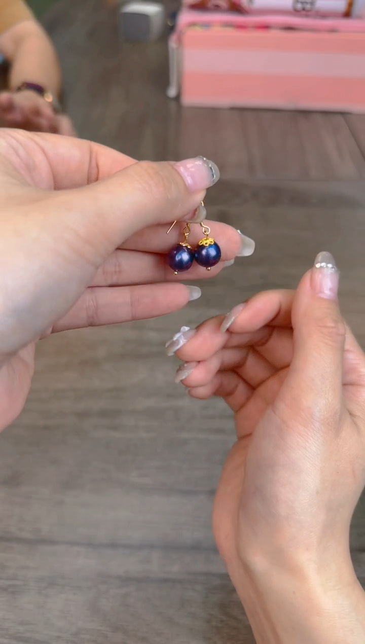 瓷片新号开播漏不停@@CQ1383