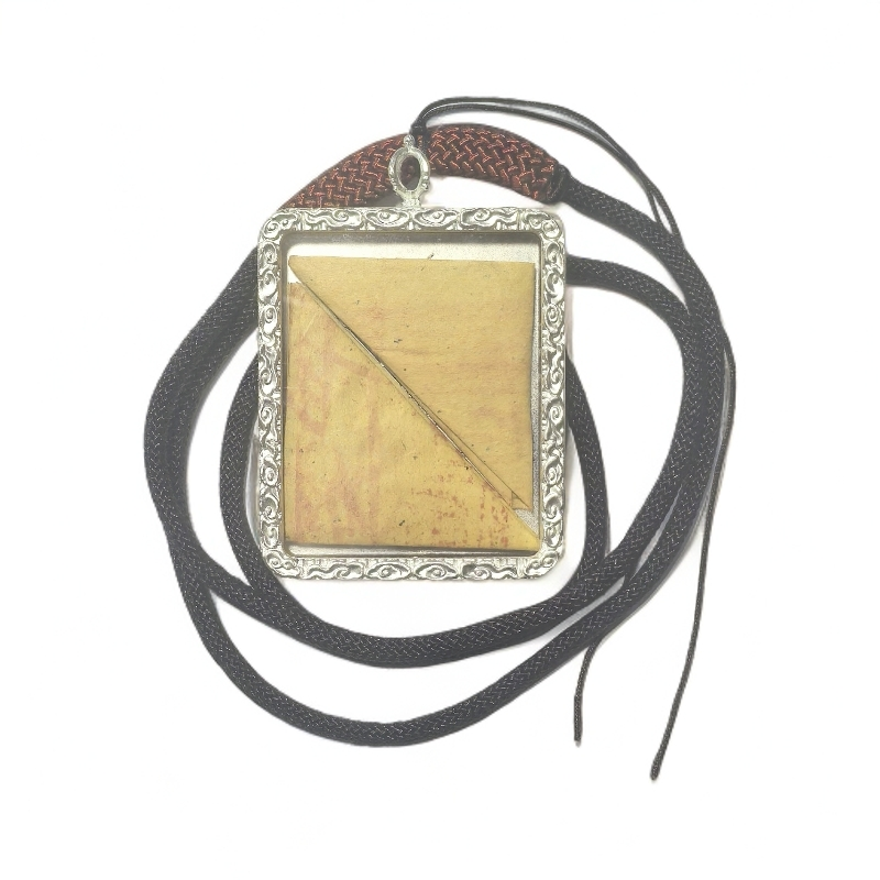 双三角（男女可脖戴）合金电镀车挂件饰品