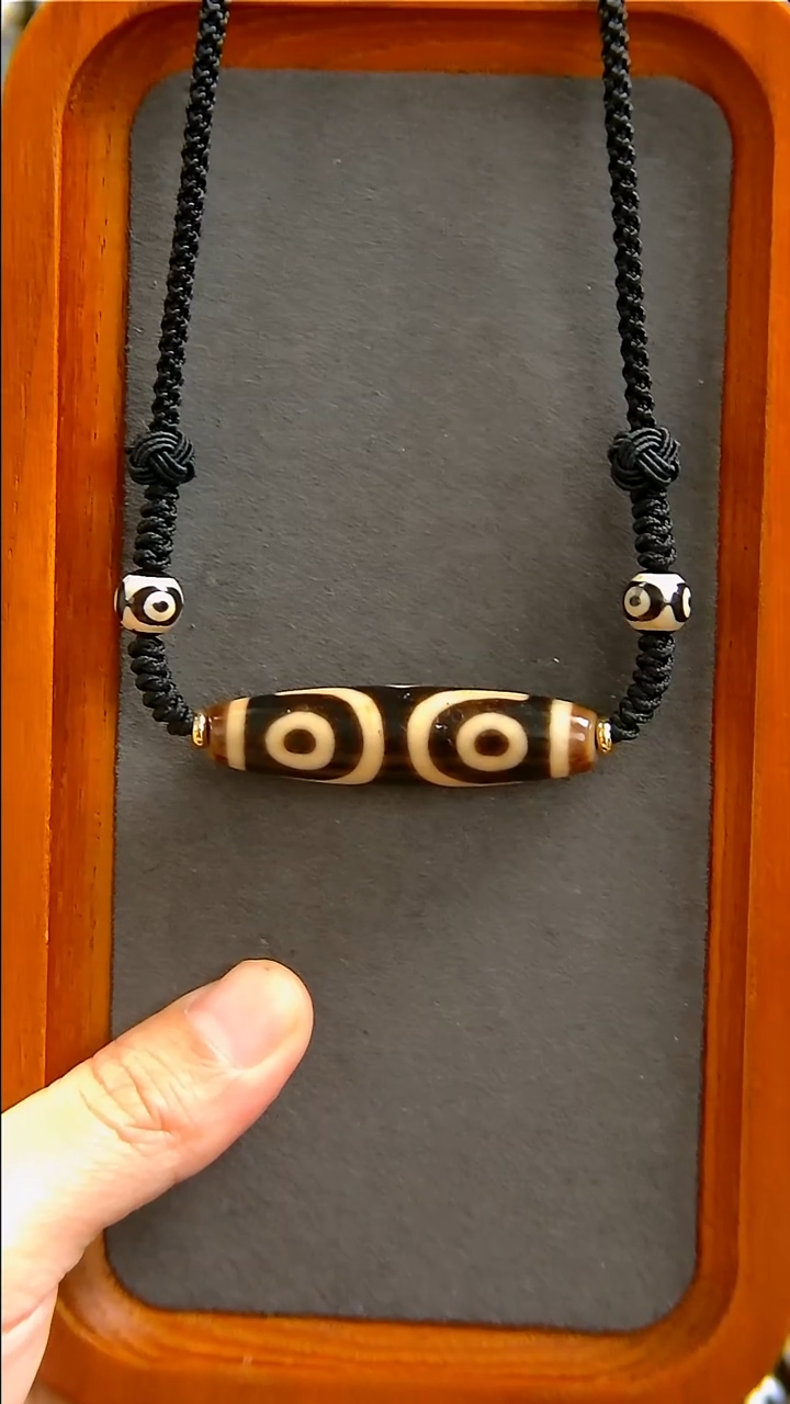 玛瑙/玉髓未镶嵌珠宝半成品上肯宝盖三眼天珠12*48