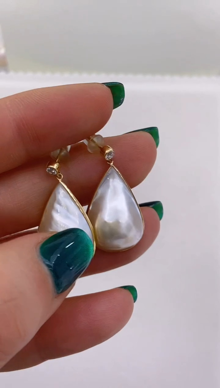 【闪购商品】拼合珍珠（马贝珠）耳饰18K金镶嵌183