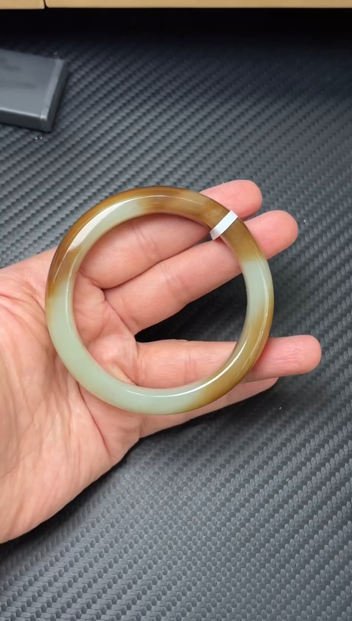 未镶嵌手镯和田玉若羌李保国微色差56+手镯m