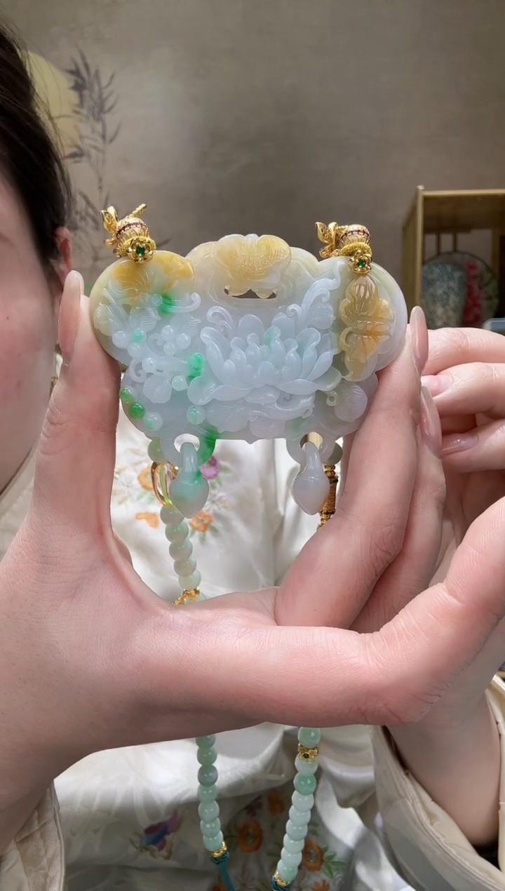 【闪购商品】翡翠颈饰未镶嵌吊坠