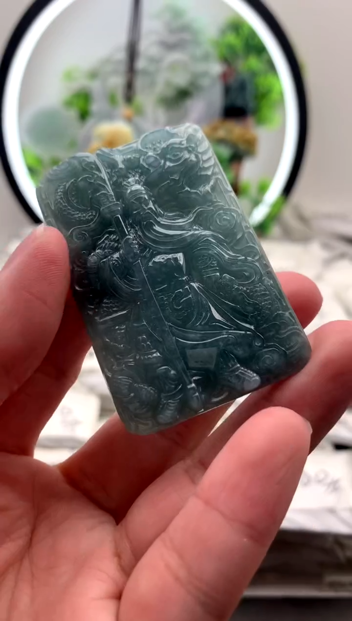 【闪购商品】翡翠颈饰未镶嵌关公【品质一般能接受再拍】