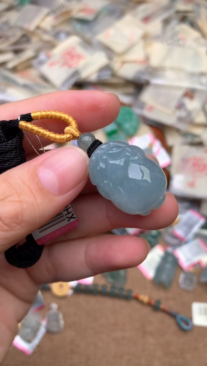 未镶嵌挂件翡翠一51